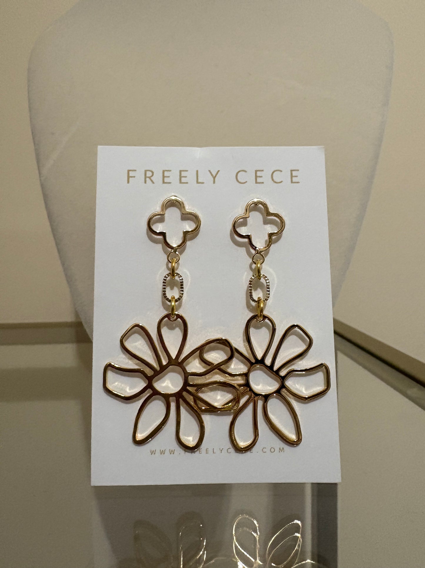 Dyan Earrings