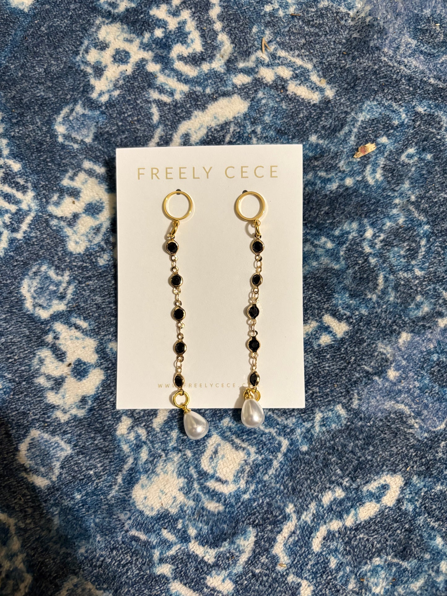 The Pearl Drop Earrings