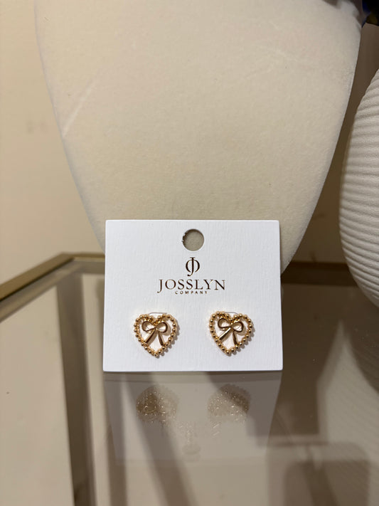 Val Heart Studs